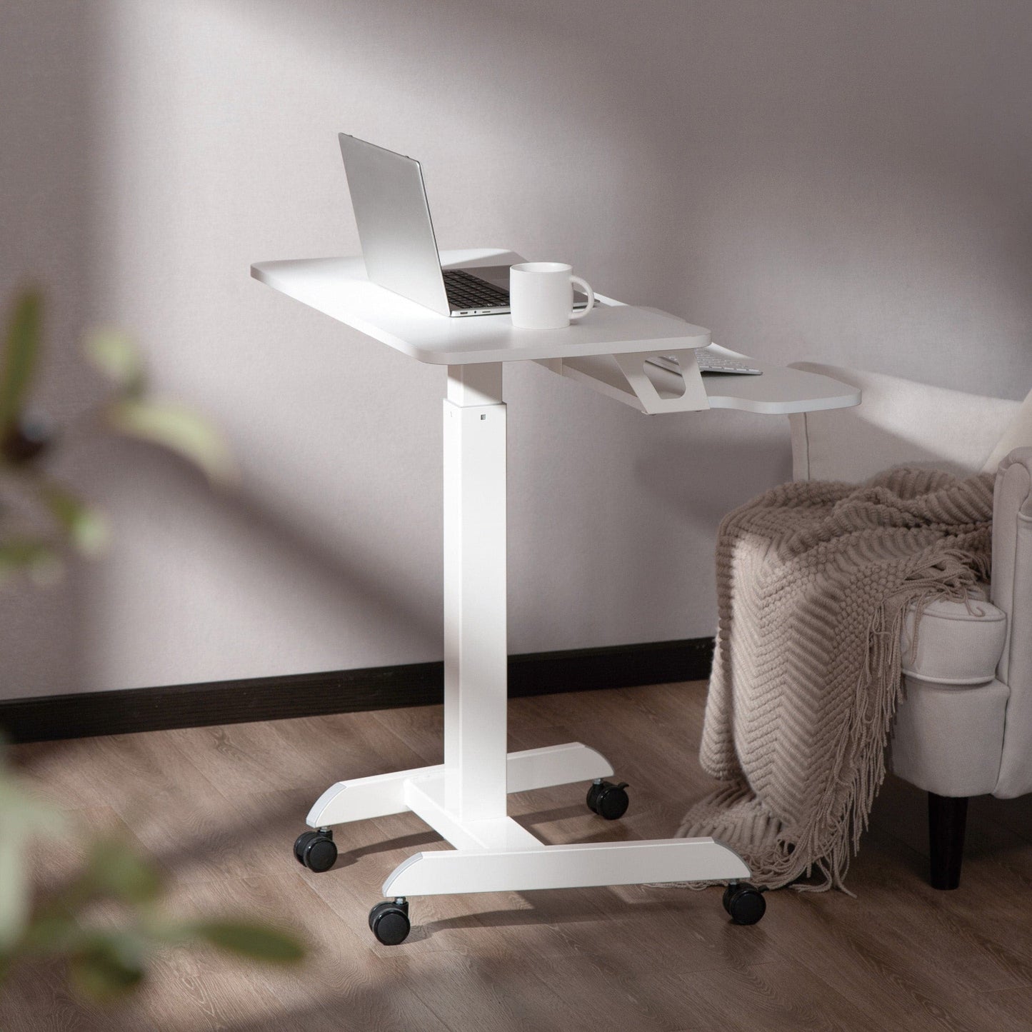 Ergonomic Adjustable Standing Workstation for Home and Office Use