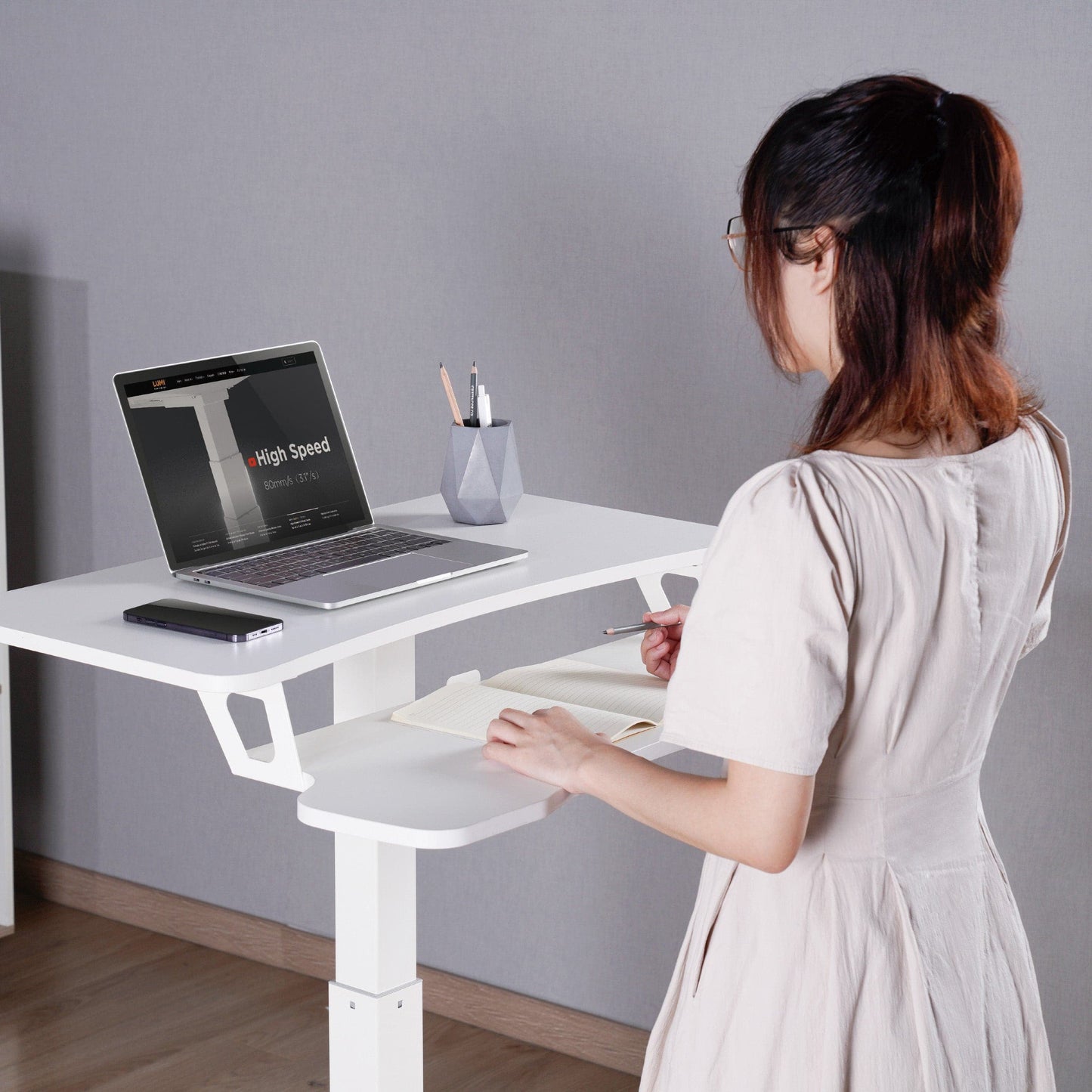 Ergonomic Adjustable Standing Workstation for Home and Office Use